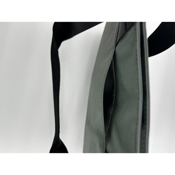 ALPAKA Elements Tote Grey Axoflux Water Bottle Pockets Medium NEW - Picture 7 of 7